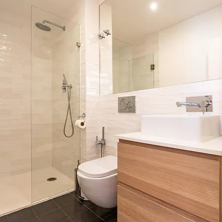 Spacious & Luxurious Penthouse In The Heart Of Apartmán *