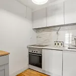 Spacious & Luxurious Penthouse In The Heart Of Διαμέρισμα *