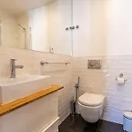 Spacious & Luxurious Penthouse In The Heart Of Lisboa