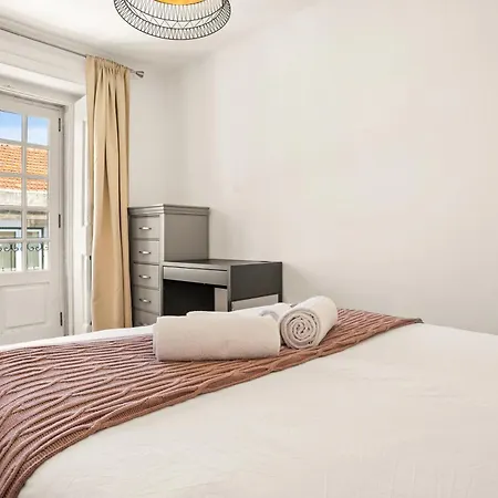 Spacious & Luxurious Penthouse In The Heart Of * Lizbona